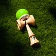 Kendama Krom POP verde sticky