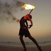 Staff cu foc